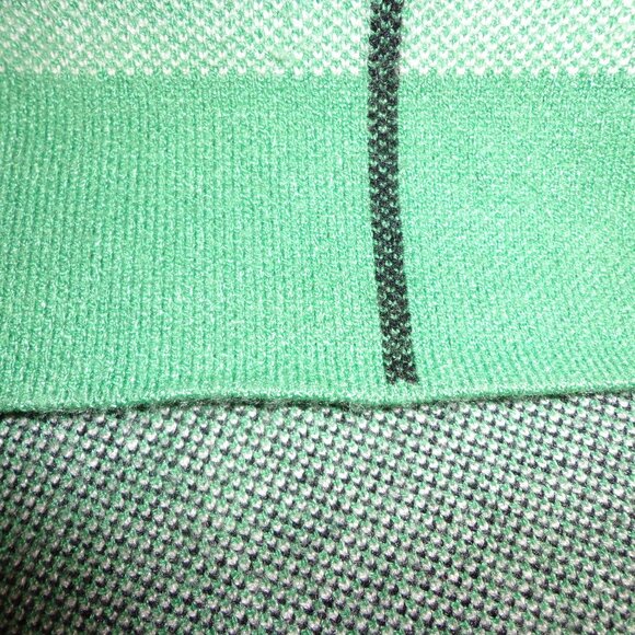 NWOT JNY Jones New York Mock Neck Sweater M Green Plaid Raglan Long Sleeve Thick - Picture 7 of 14